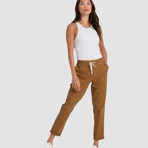 Vuori Vintage Ripstop Pants in Caramel Women’s Size XS
